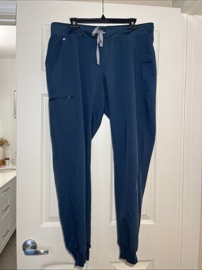 FIGS Zamora Jogger Scrub Pants (Tall)
